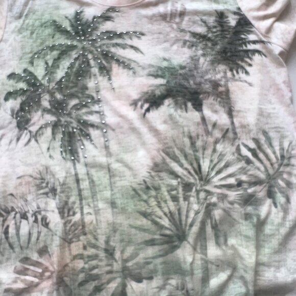Christopher & Banks Womens XL Palm Tree Print T-Shirt Green & Cream - Picture 3 of 7